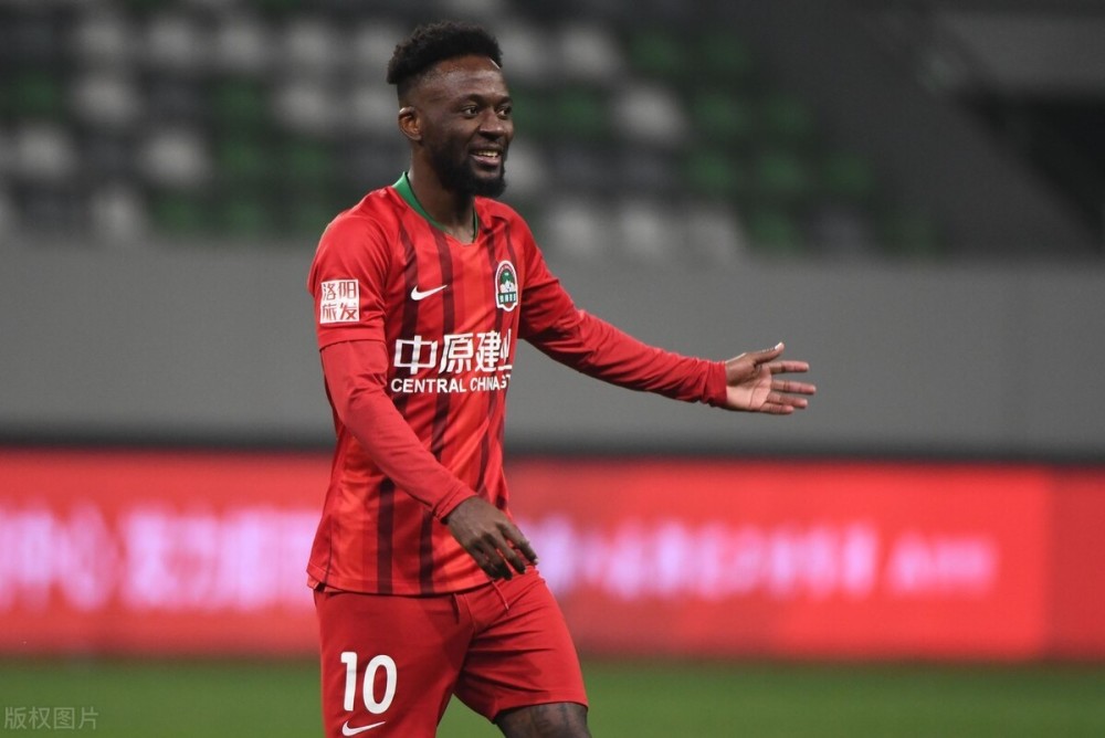 上海申花今夜再遭质疑,志在法国杯名次提升,引发热议,年轻球员得到机会的简单介绍-开云APP